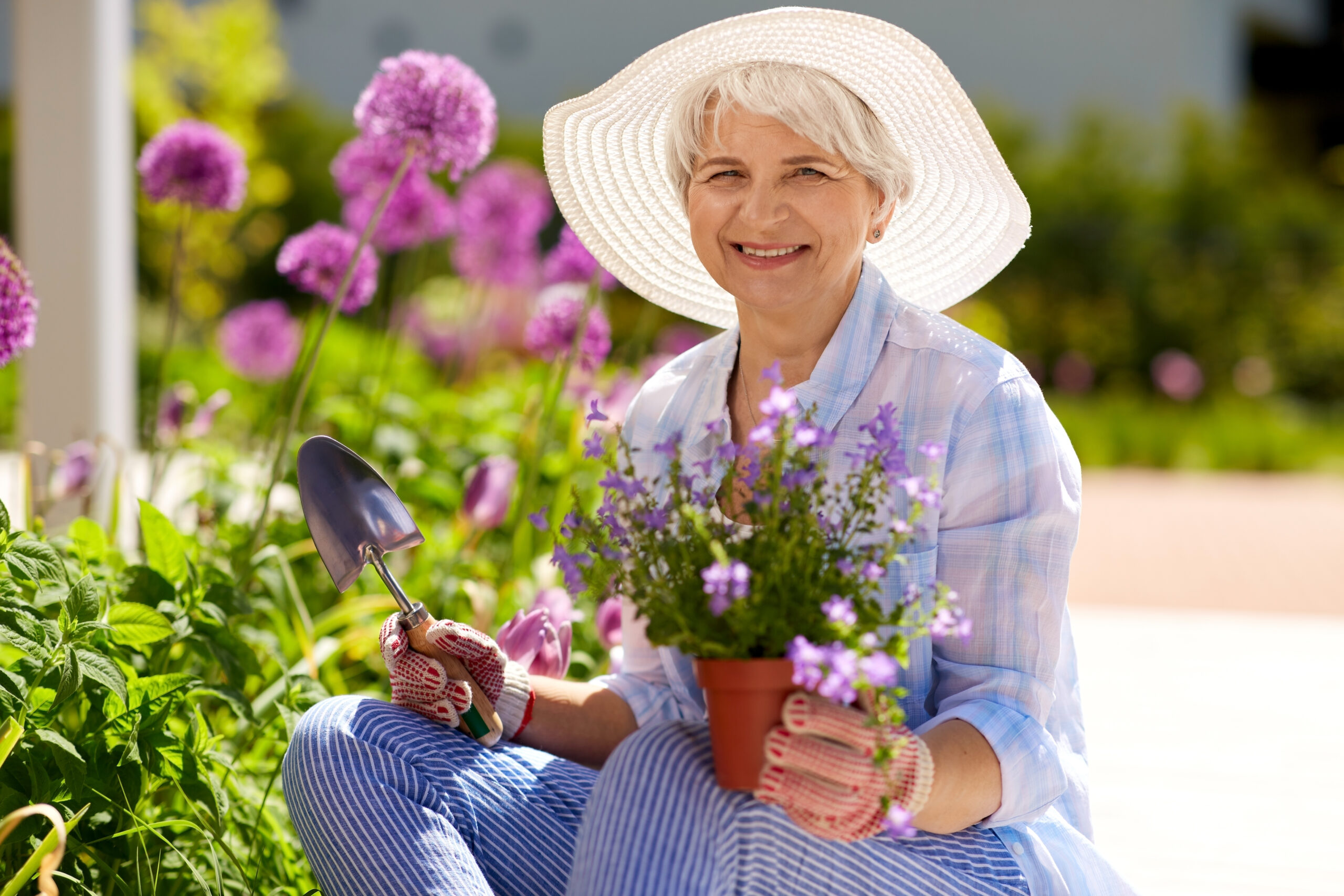 Summer Gardening Tips for Seniors